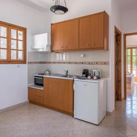 Vounala Apartment Pollonia