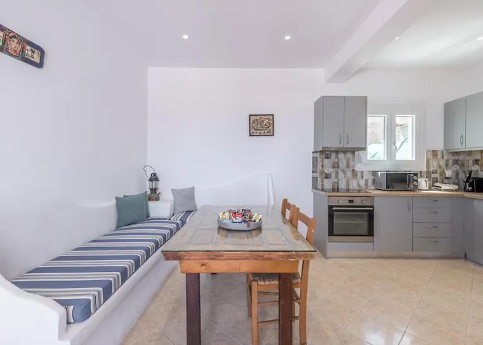 Lägenhet Vounala Pollonia